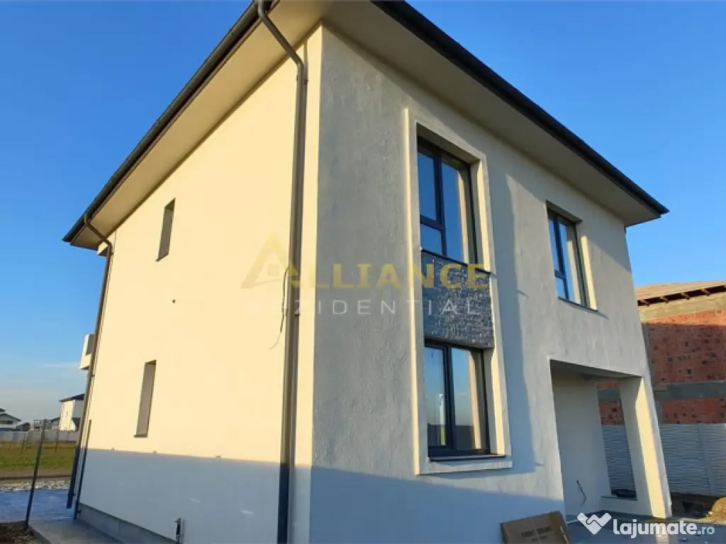 Casa individuala - 4 camere - 3 bai - 110 mp utili