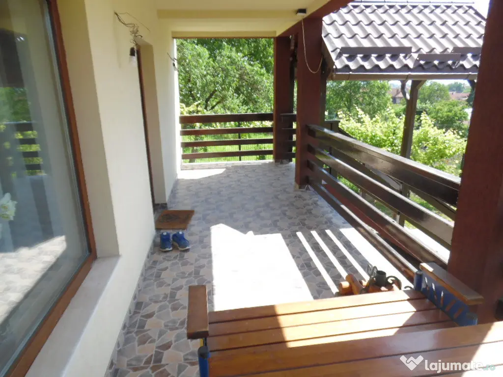 Vand casa in Deva, zona Calugareni, partea de jos, D+P+M, 