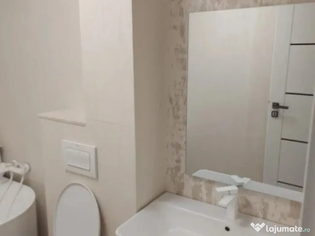 Apartament 4 camere, decomandat - zona Sacele 