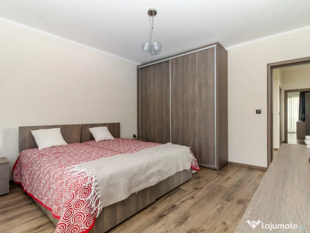 Casa LA CHEIE cu 5 camere si 4 bai, 200 mp, aproape de LIDL, 