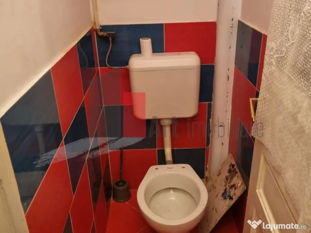 APARTAMENT 4 CAMERE -PIATA IZVORUL RECE 