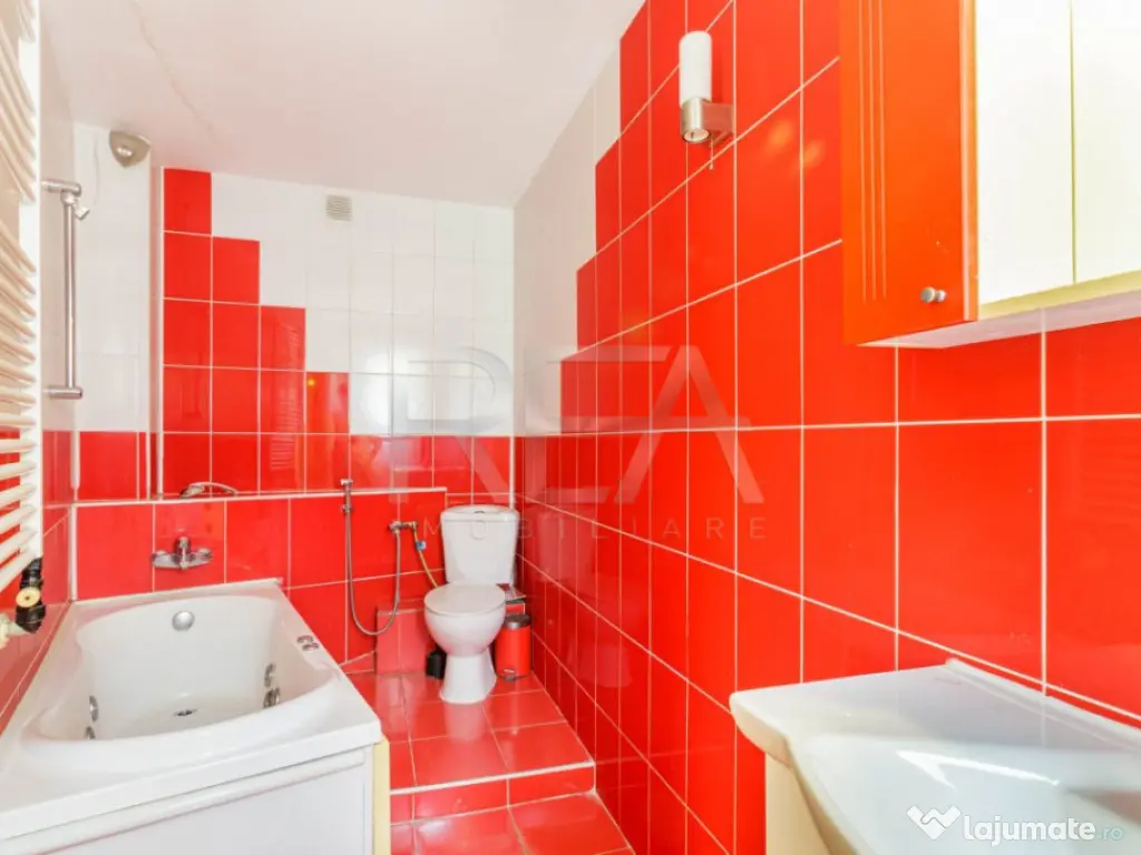 3 camere Unirii decomandat, et. 1, metrou, 