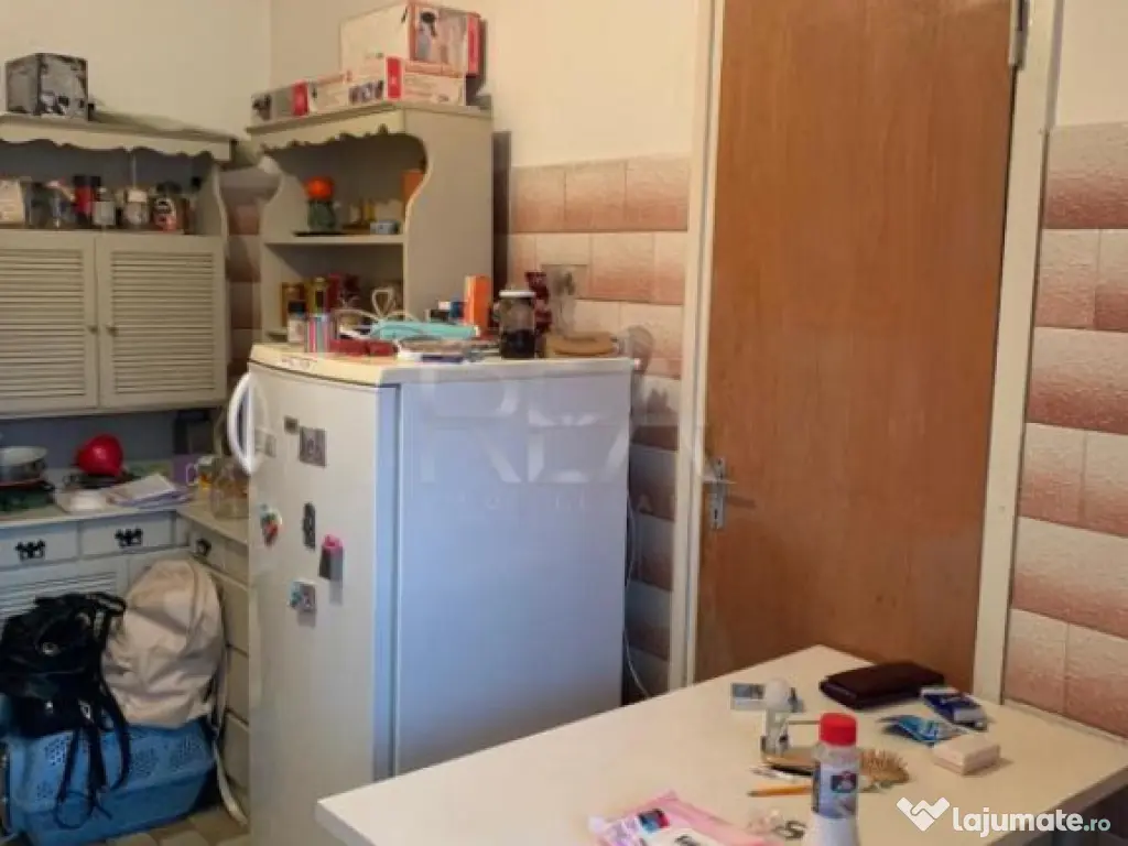 2 camere Dacia decomandat, et. 5, an 1982, metrou, 51 mp 