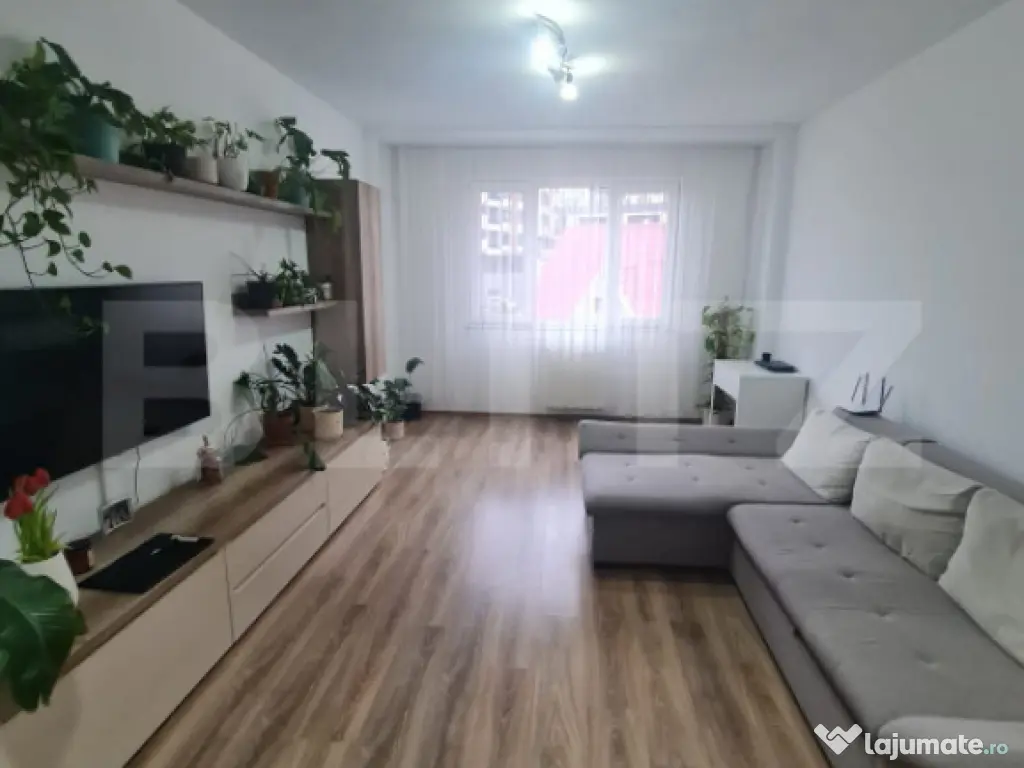 Apartament mobilat si utilat, 2 camere, 54 mp utili, parcare