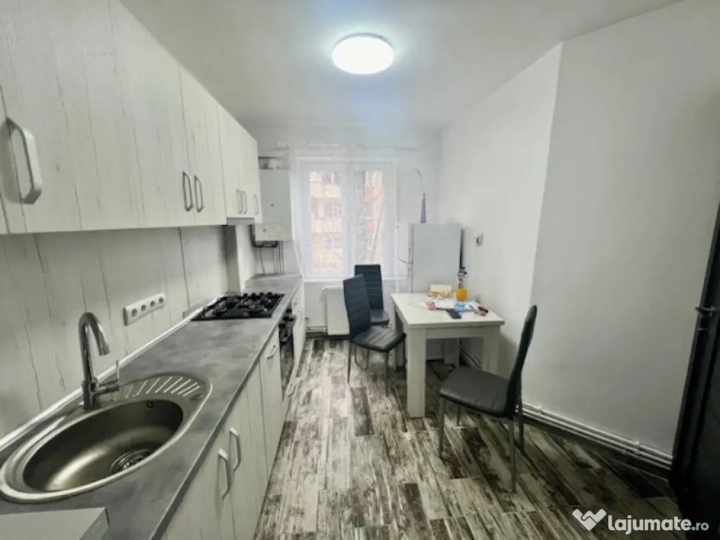 De închiriat apartament cu 2 camere în Tg Mureș - Tudor 