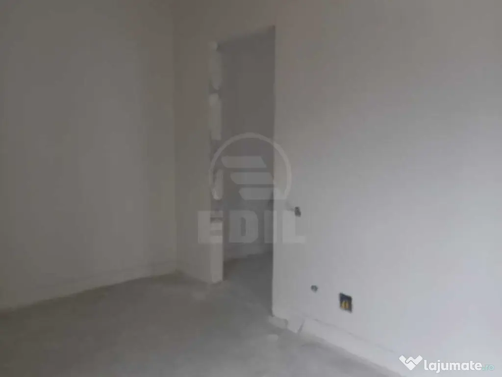 Apartament in zona centrala Floresti 