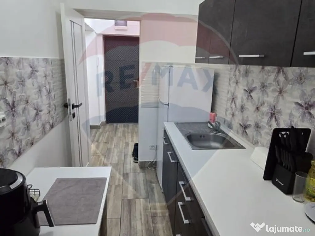 DE VANZARE Apartament 2 camere RENOVAT 2024