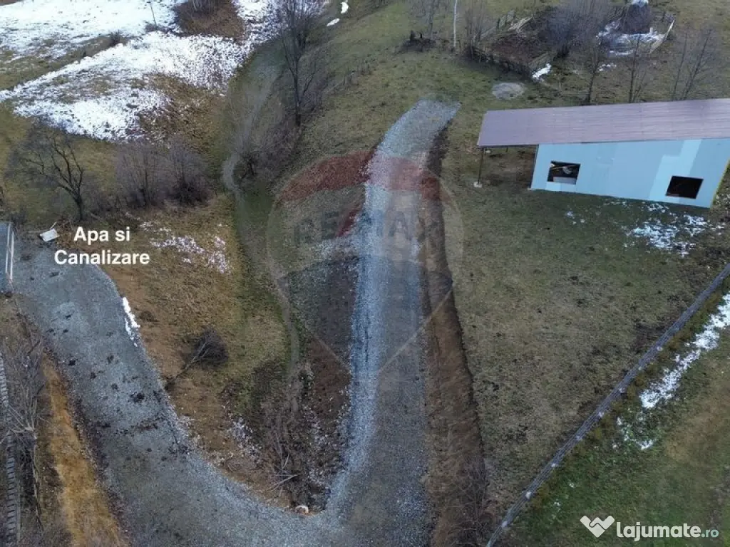 Teren de vanzare in Leresti si casa la roșu cu vedere sp...