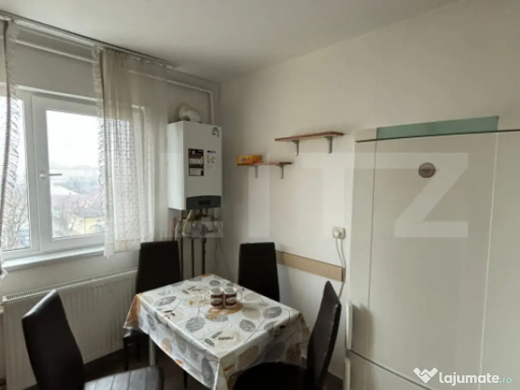 Apartament cu 2 camere zona Decebal