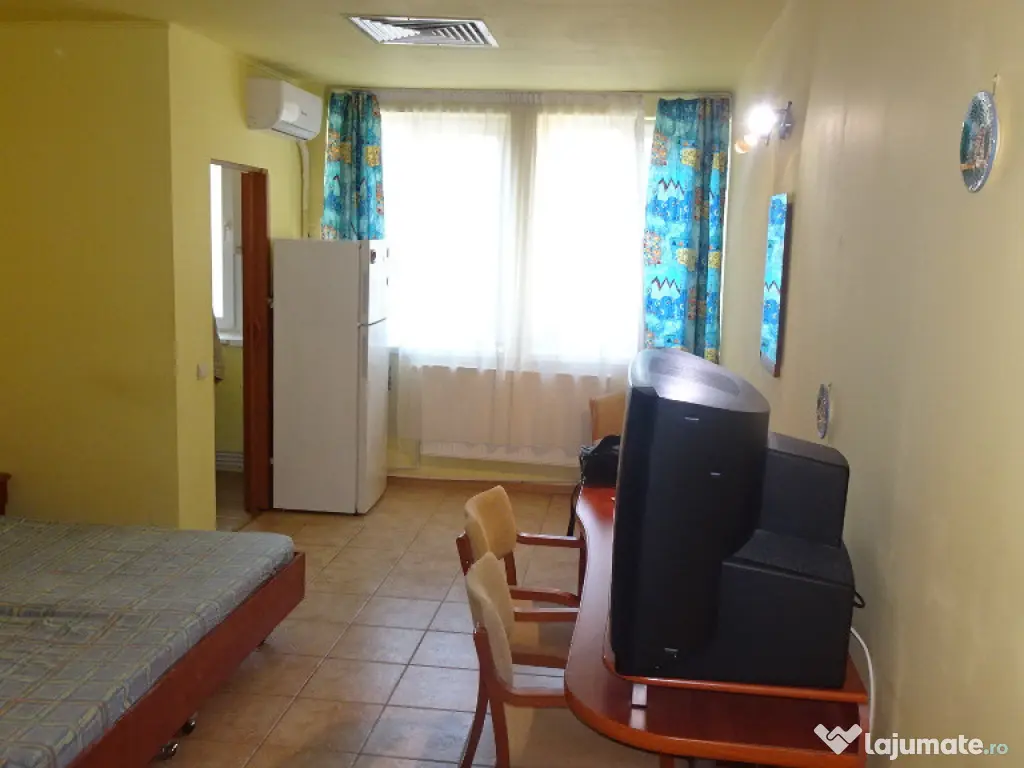 Vand garsoniera in Deva, zona Gojdu (Viitorului), etaj 1, mobilata, 