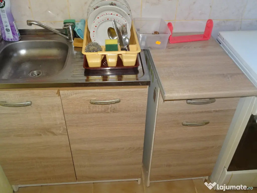 Vand garsoniera in Deva, zona Gojdu (Viitorului), etaj 1, mobilata, 