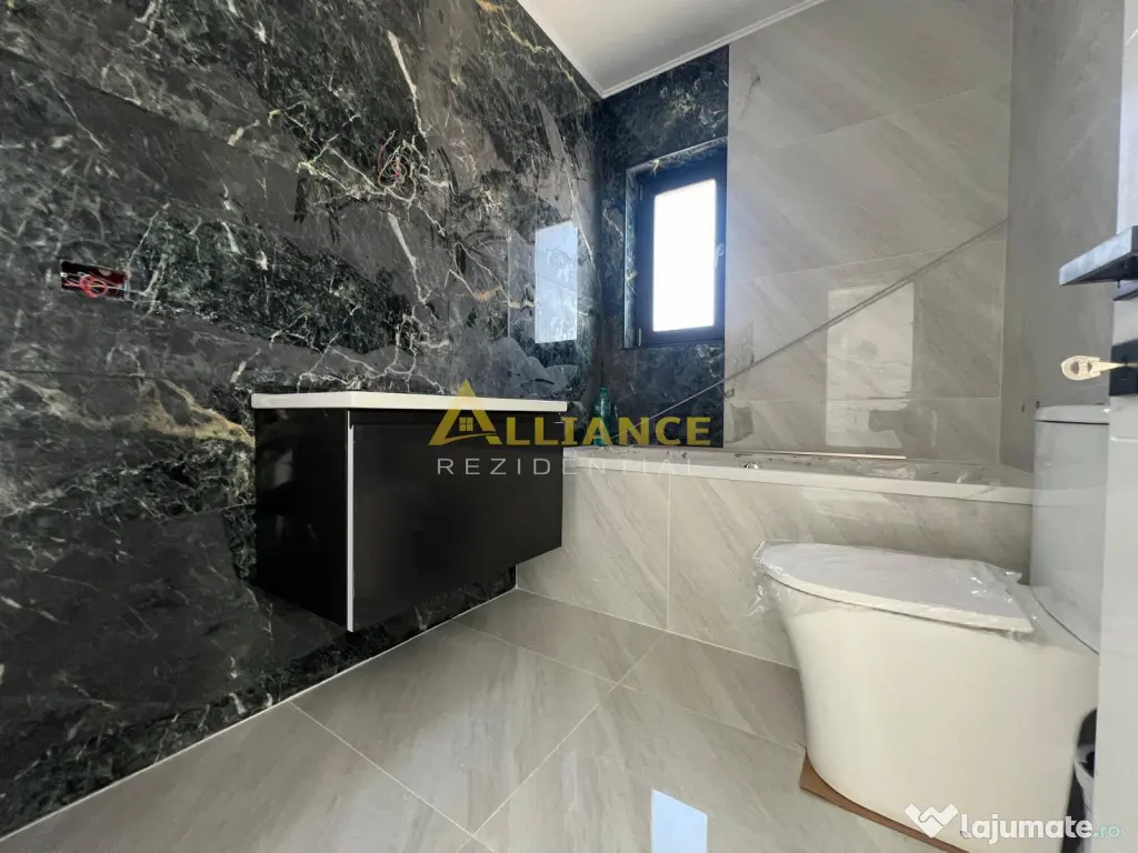 Vila individuala/ 4 camere /3 bai teren 350mp 