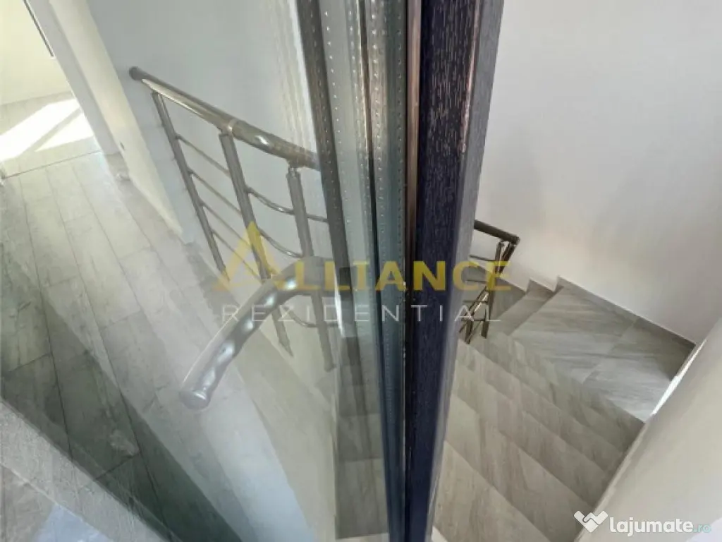 Vila individuala/ 4 camere /3 bai teren 350mp 