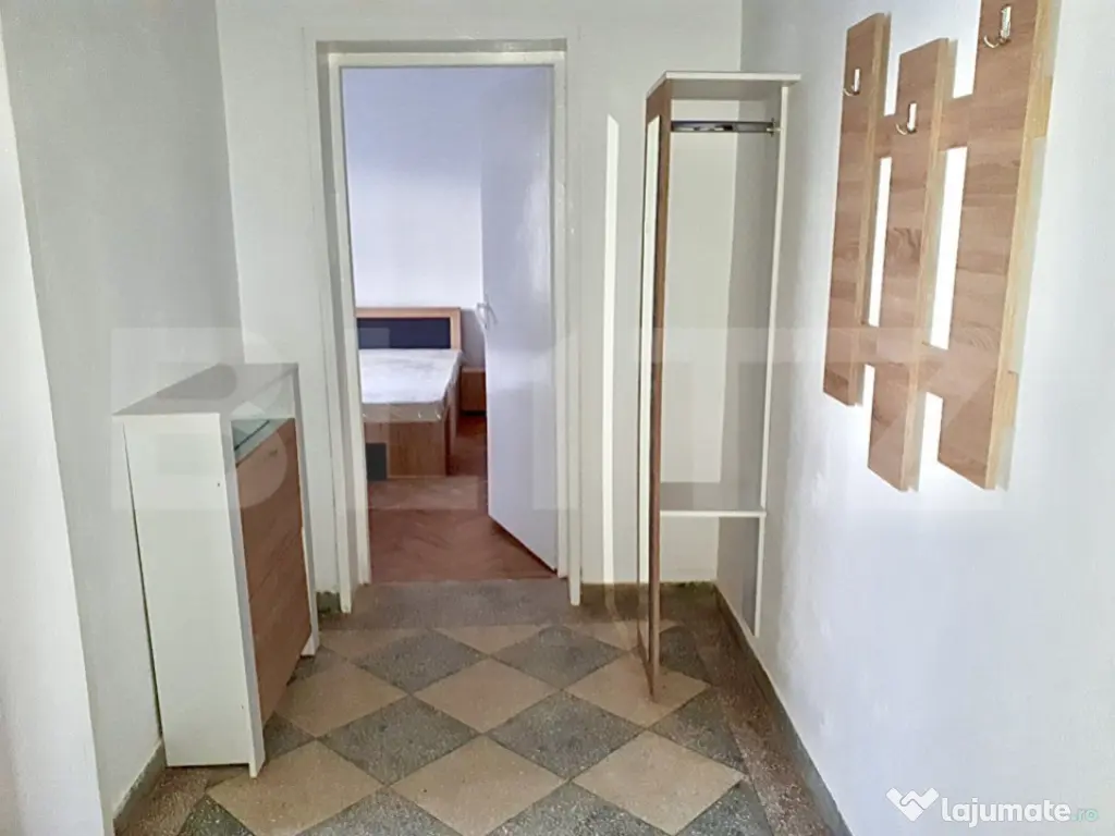 Apartament cu 3 camere + Terasa, 87 mp, zona Central 