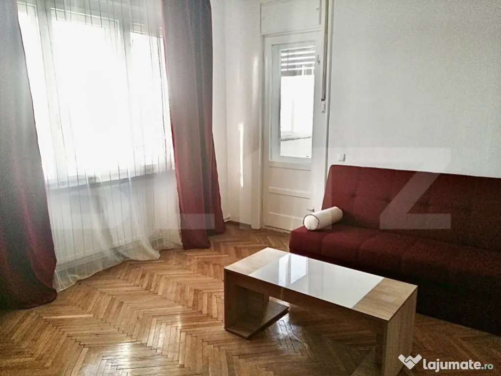 Apartament cu 3 camere + Terasa, 87 mp, zona Central 