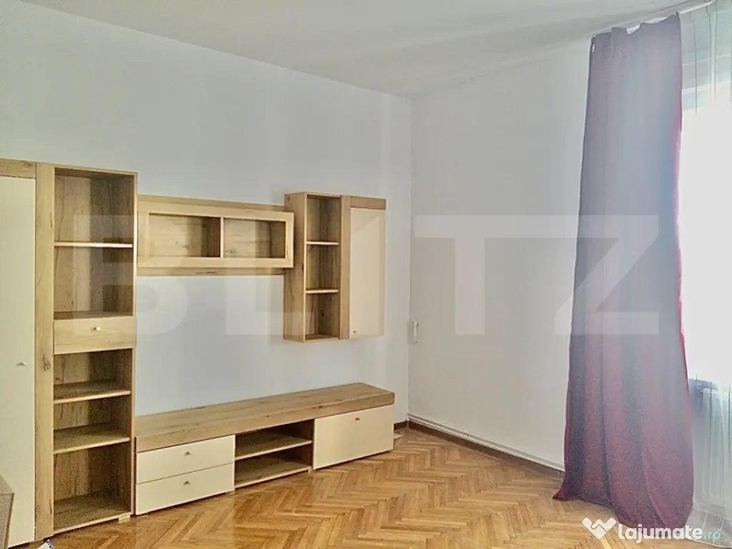 Apartament cu 3 camere + Terasa, 87 mp, zona Central 