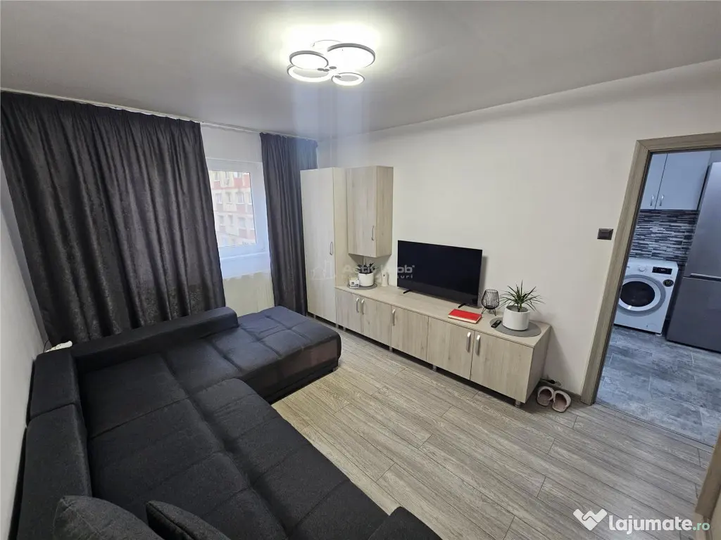 Resita, Garsoniera, Renovata, Mobilata Utilata, Et. 2, Micro 