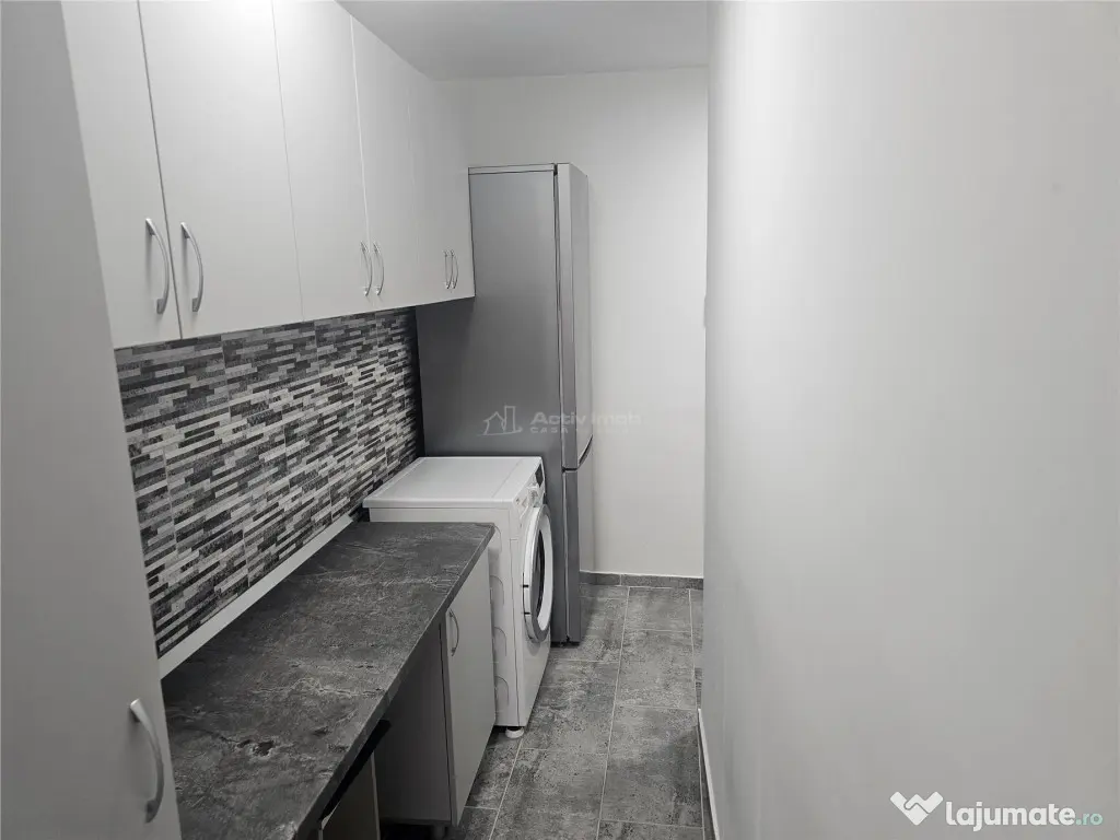 Resita, Garsoniera, Renovata, Mobilata Utilata, Et. 2, Micro 