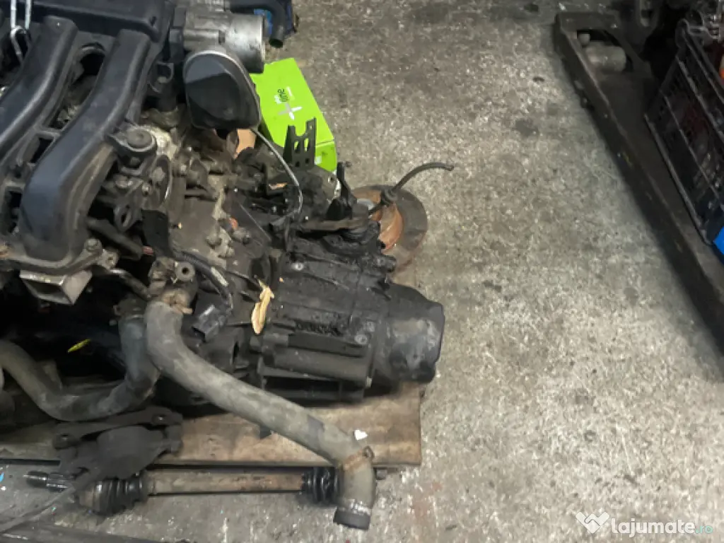 Cutie de viteză Renault Megan 2 an 2005