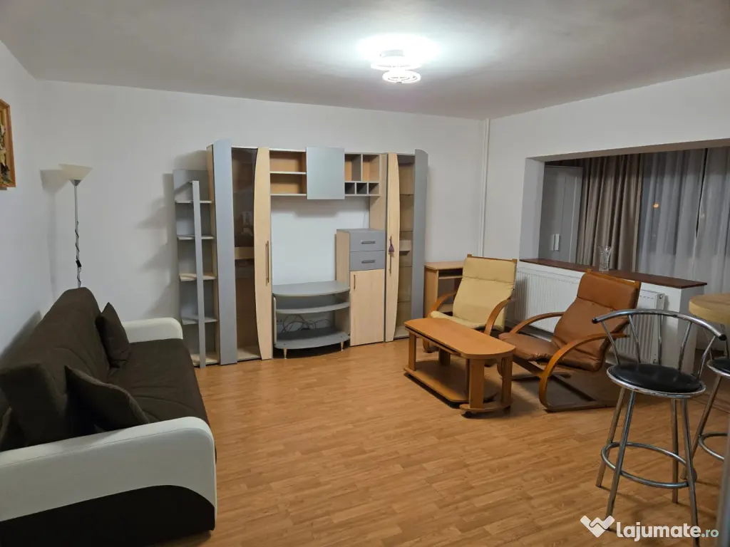 Inchiriez apartament 
