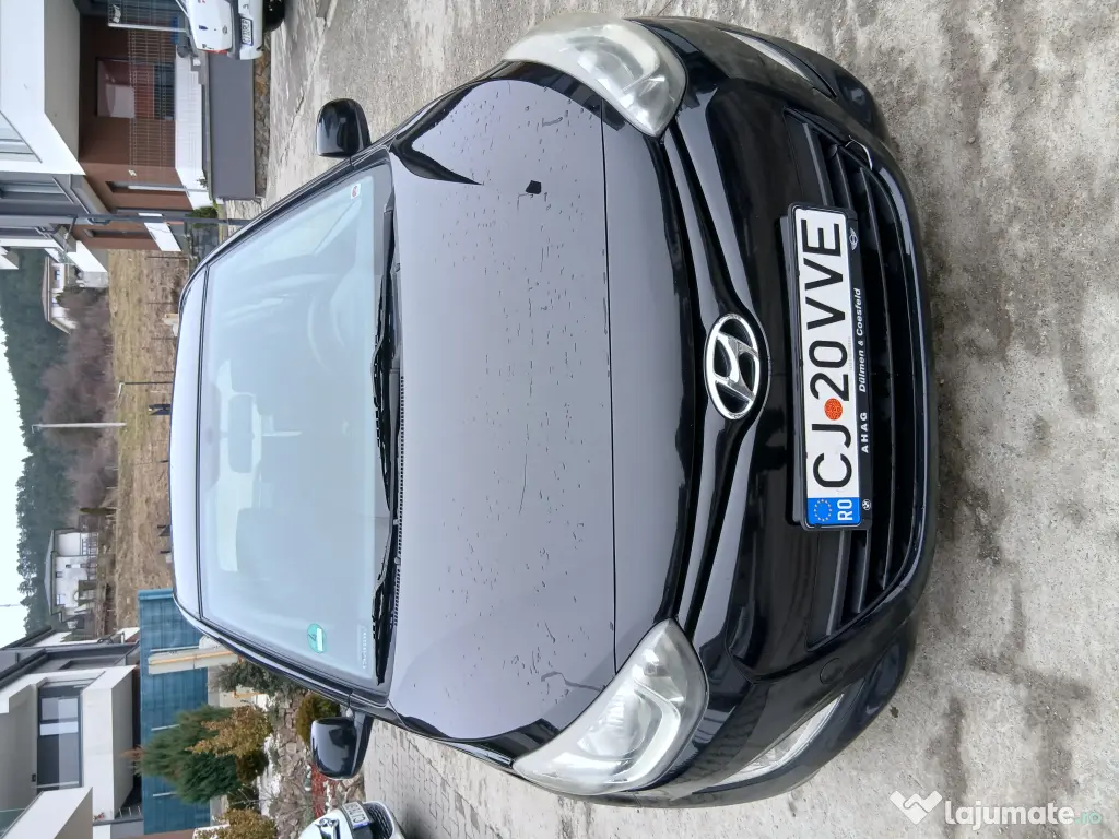 Vând Hyundai i 20 an 2014 