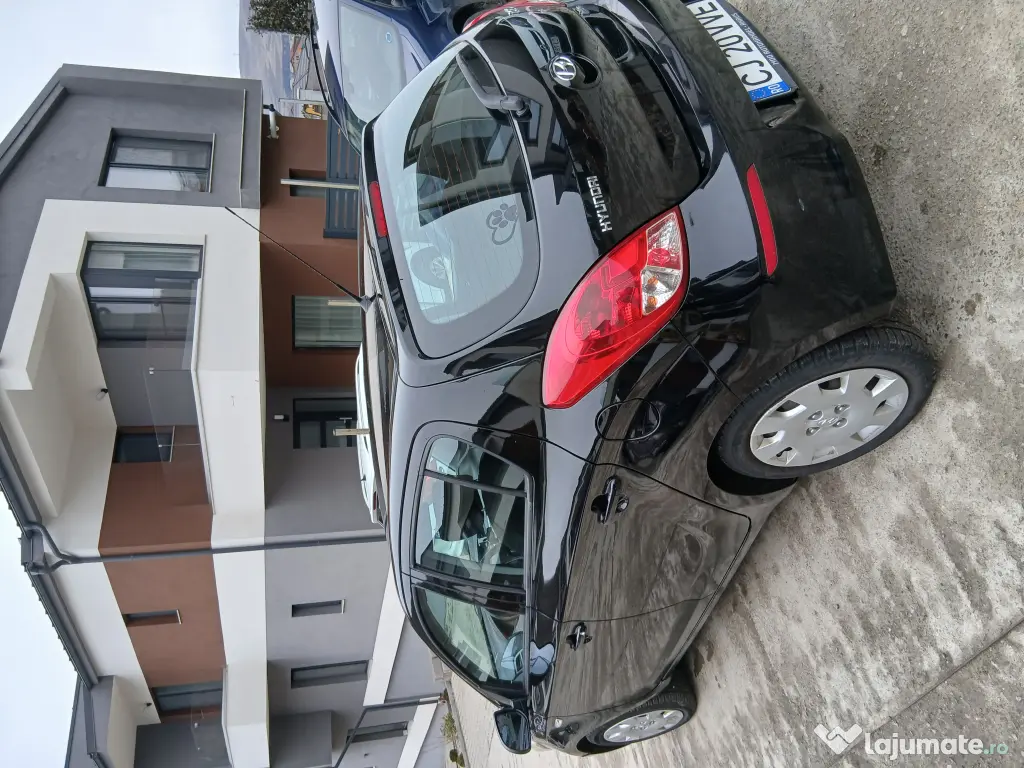 Vând Hyundai i 20 an 2014 