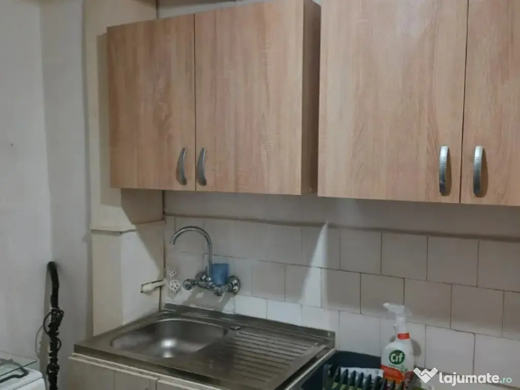 Garsoniera Confort 1 - etaj 2 Zona Burdujeni