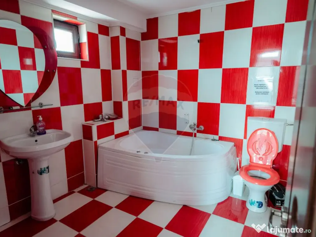 Pensiune de vânzare în Câmpulung Muscel - Afacere la c...