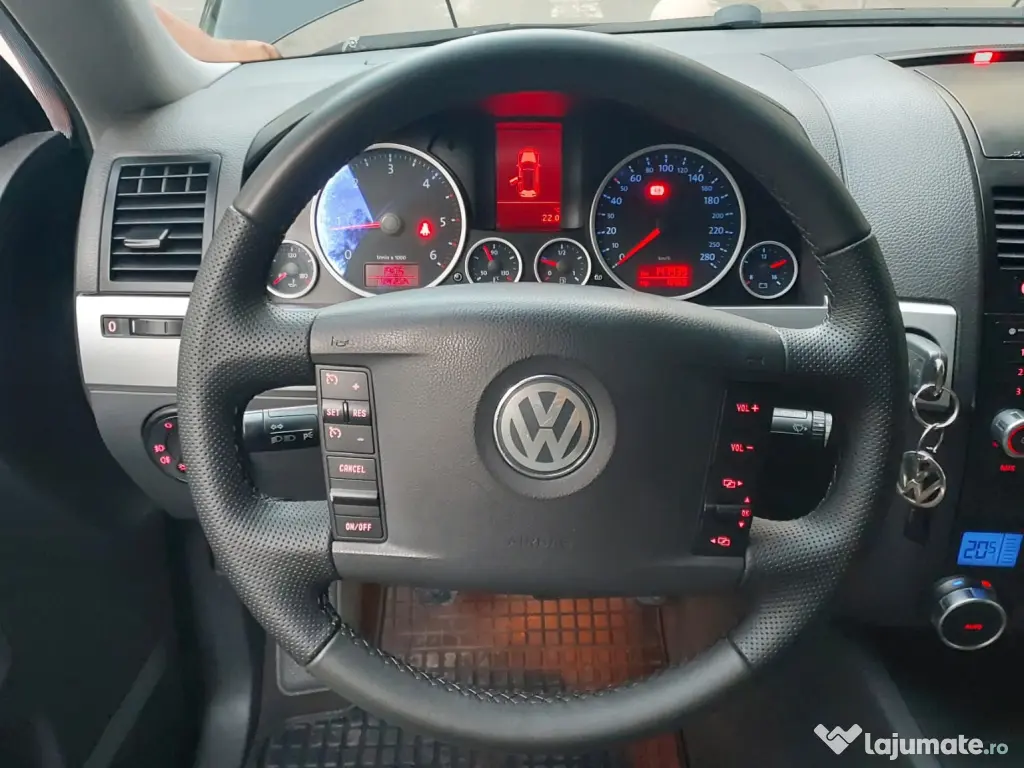 Touareg 174CP DIESEL tractiune integrala 2008 