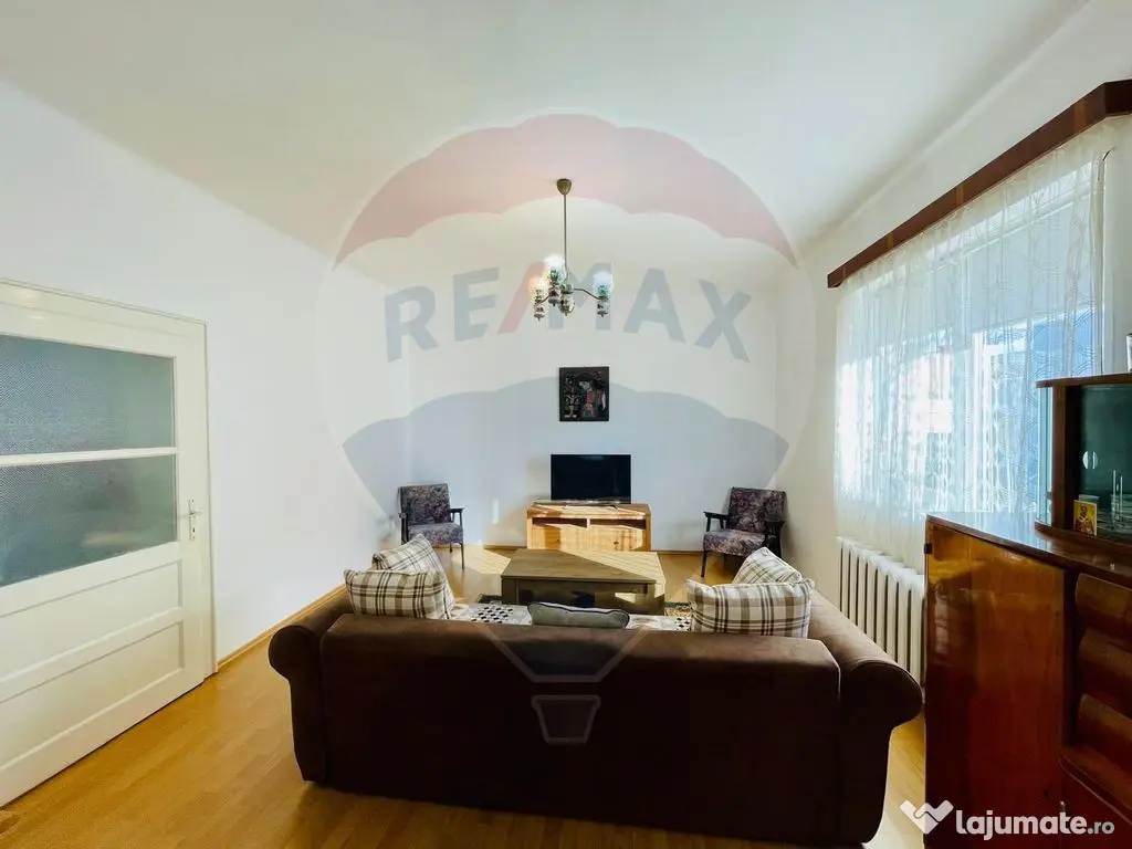 Apartament spațios la casă – 2 camere + balcon | Laza...