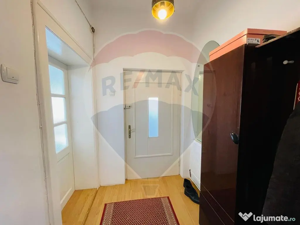 Apartament spațios la casă – 2 camere + balcon | Laza...