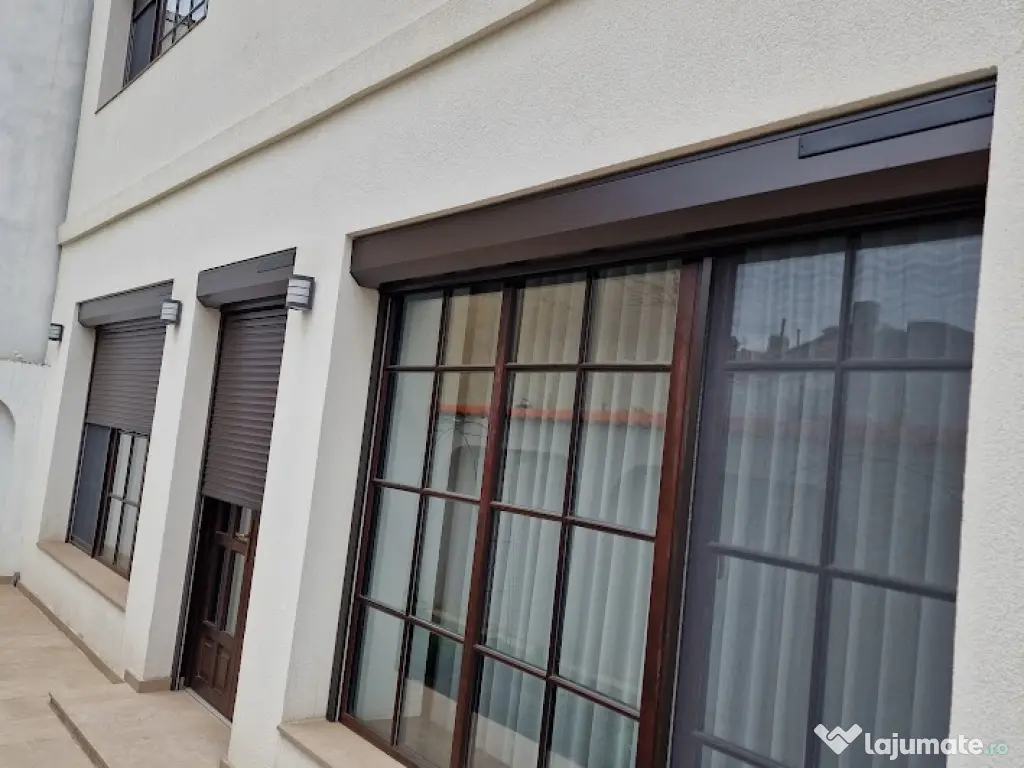 Rulouri exterioare AL pentru ferestre – electrice și manuale | Montaj inclus