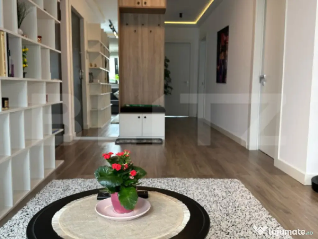 Penthouse 4 Cam | 110 mp utili + Terasa 68 mp | + Parcare | 