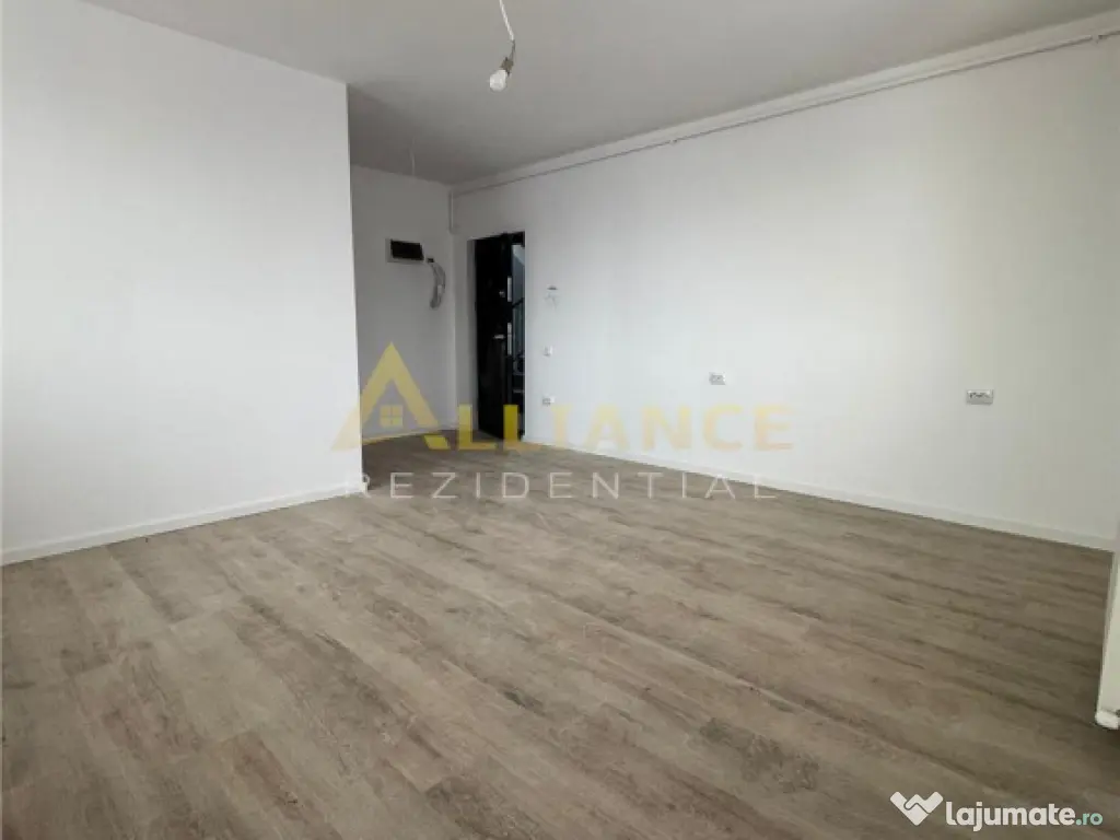 Garsoniera 30,8 mp | Etaj 3/3 cu lift | Loc parcare inclus | 