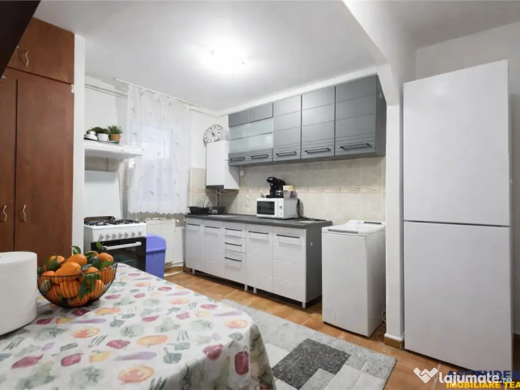 Apartament stilat, energie pozitiva, loc parcare, zona buna, 