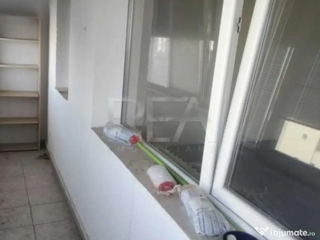 2 camere, 9/10, bloc tip R, 52 mp- Drumul Taberei 