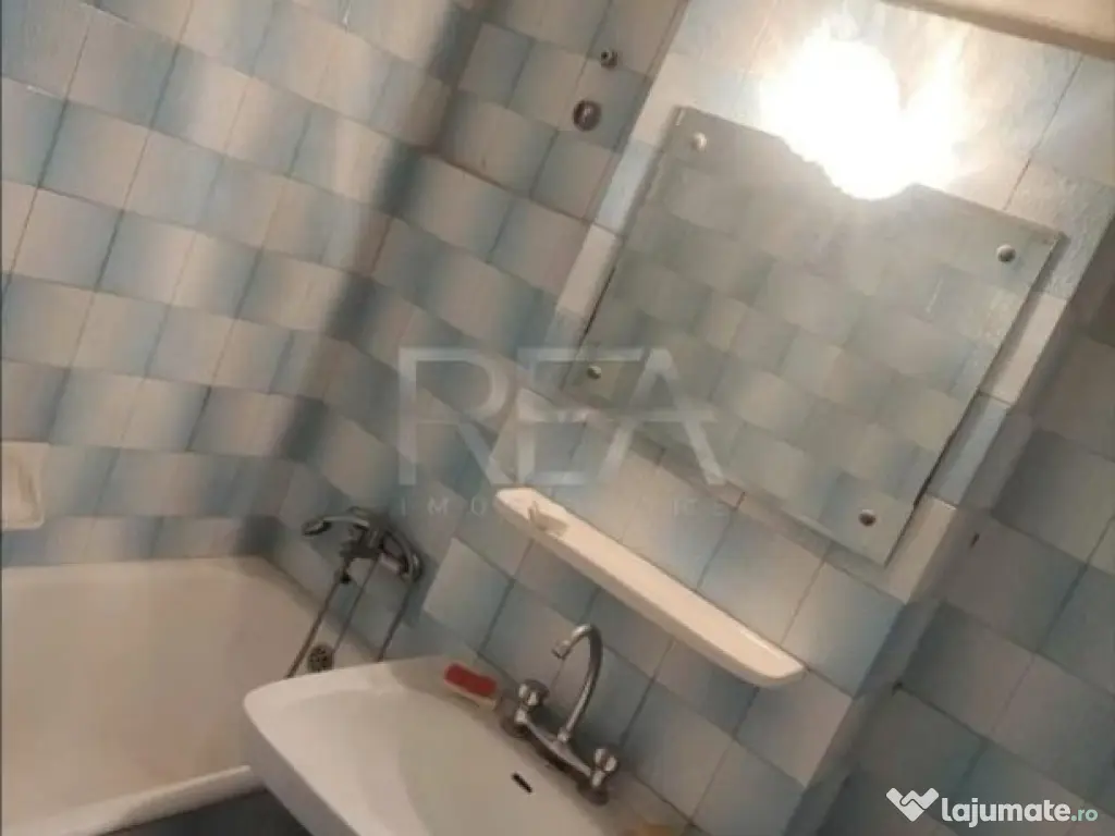 2 camere, 9/10, bloc tip R, 52 mp- Drumul Taberei 