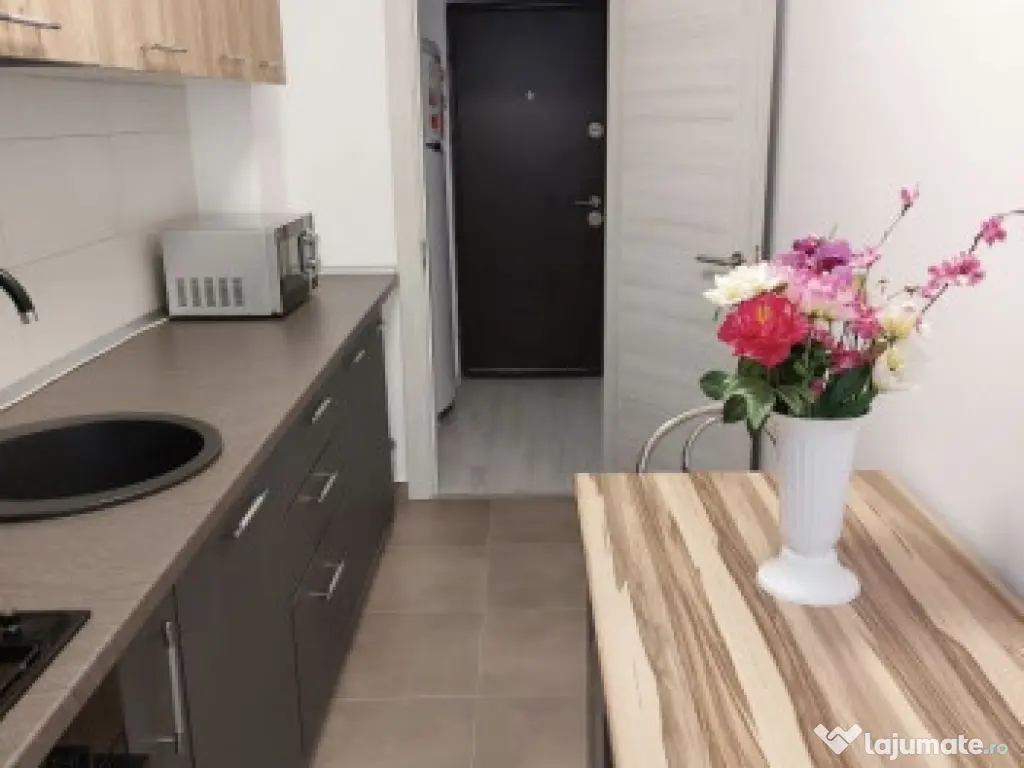 Metalurgiei grand arena etaj 4 