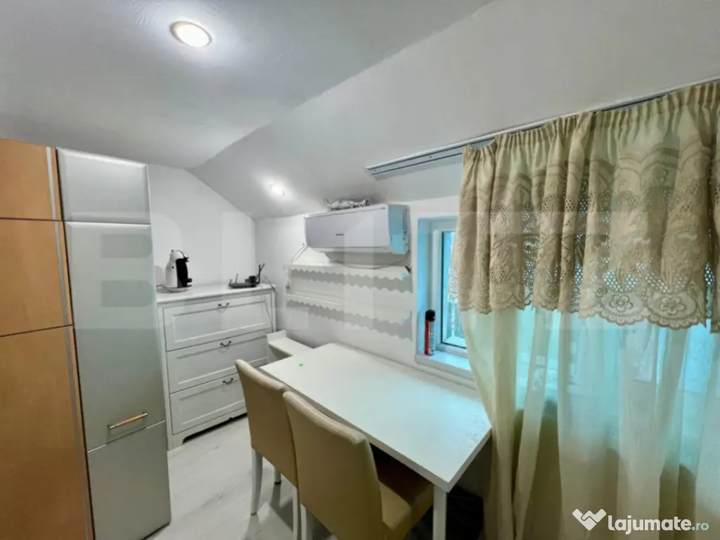 Apartament 2 camere, decomandat, 20 mp, centrala, zona 1 Mai 