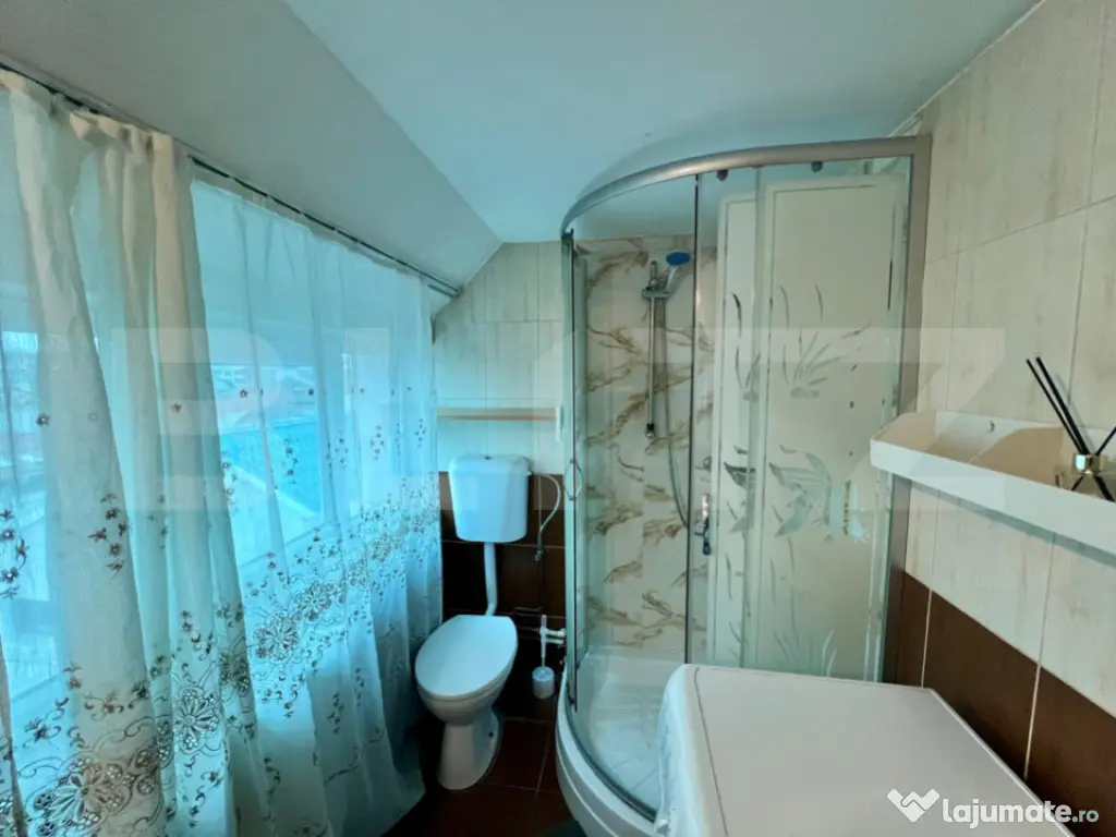 Apartament 2 camere, decomandat, 20 mp, centrala, zona 1 Mai 