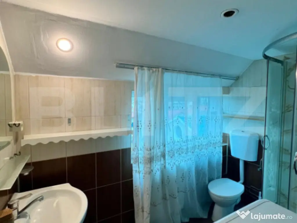 Apartament 2 camere, decomandat, 20 mp, centrala, zona 1 Mai 