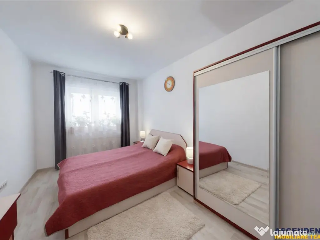 Pe 2 niveluri, Penthouse modern la bulevard, parcare si boxa 