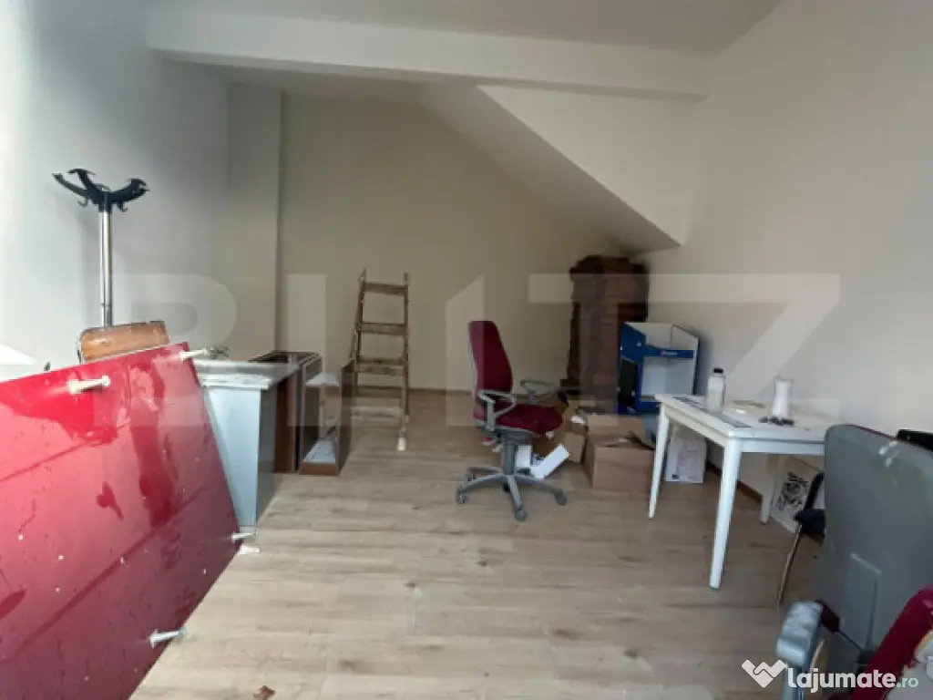 BLITZ oferă spre închiriere 3 camere în cadrul unui spaț