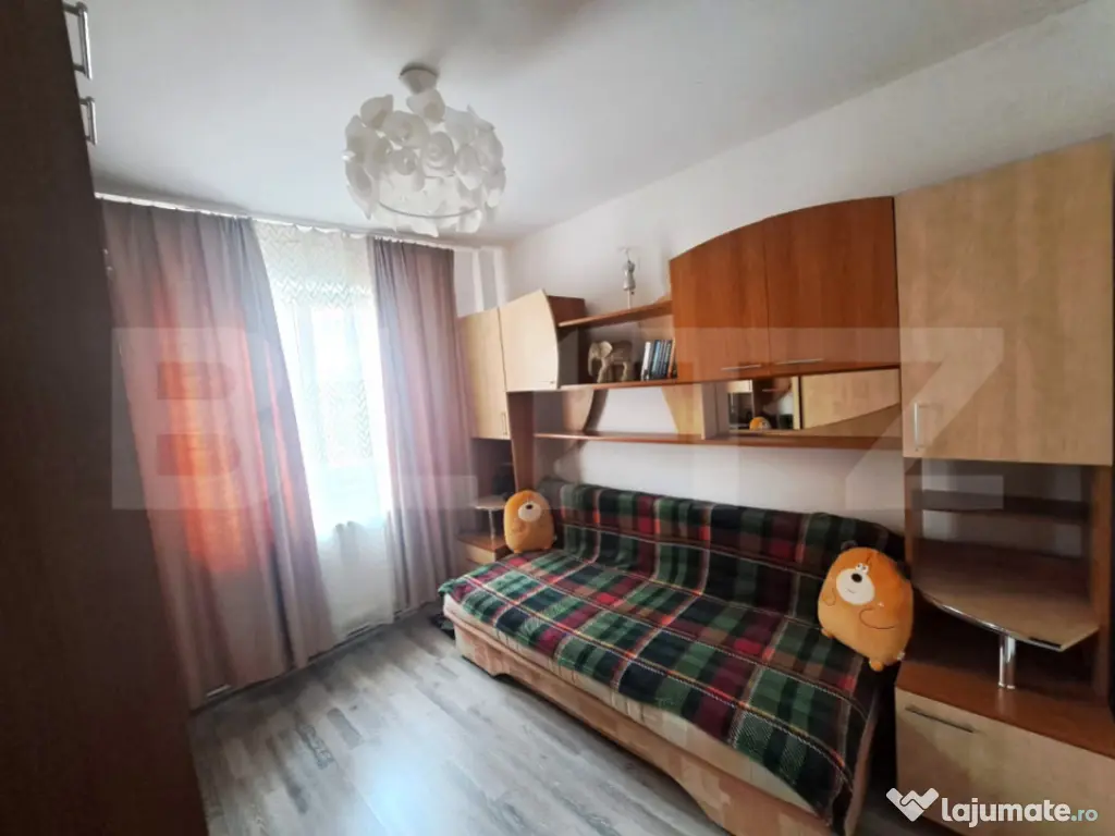 Apartament 2 camere, complet mobilat, 41 mp, loc de parcare 