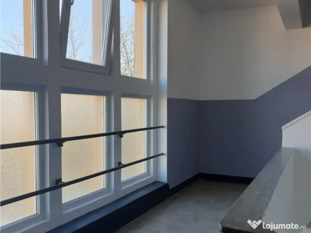 Garsoniera mica si moderna zona Astra 