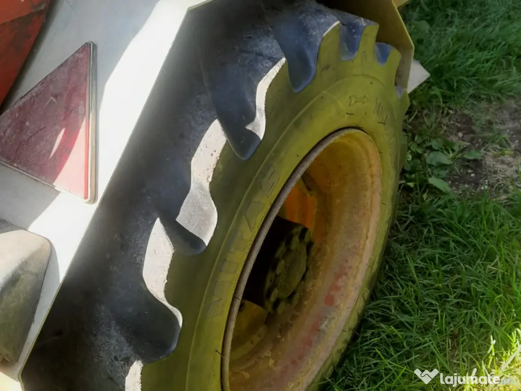 Vand masina de stropit pt tractor