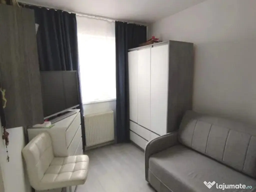 Apartament 3 camere decomandate Strand I 