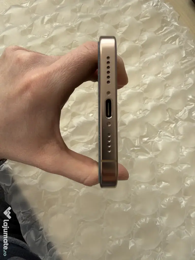 Iphone 16 pro max desert titanium 256 gb