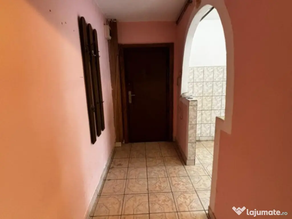 Dobrogei, 2 camere, decom., etaj 1