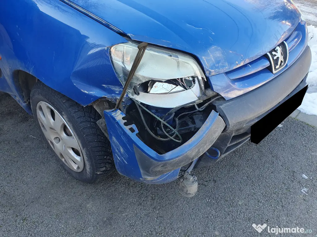 Epava Peugeot Partner 2006